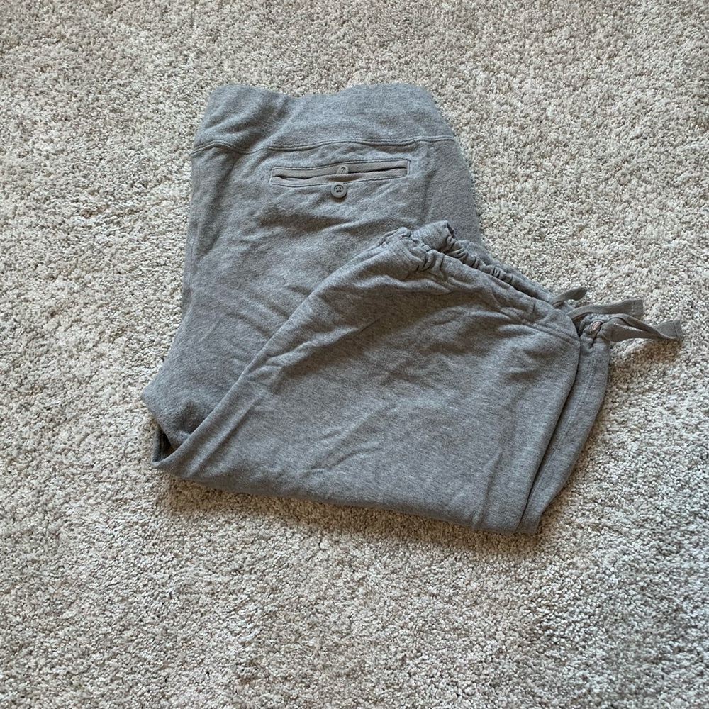 Nike Capri Pants